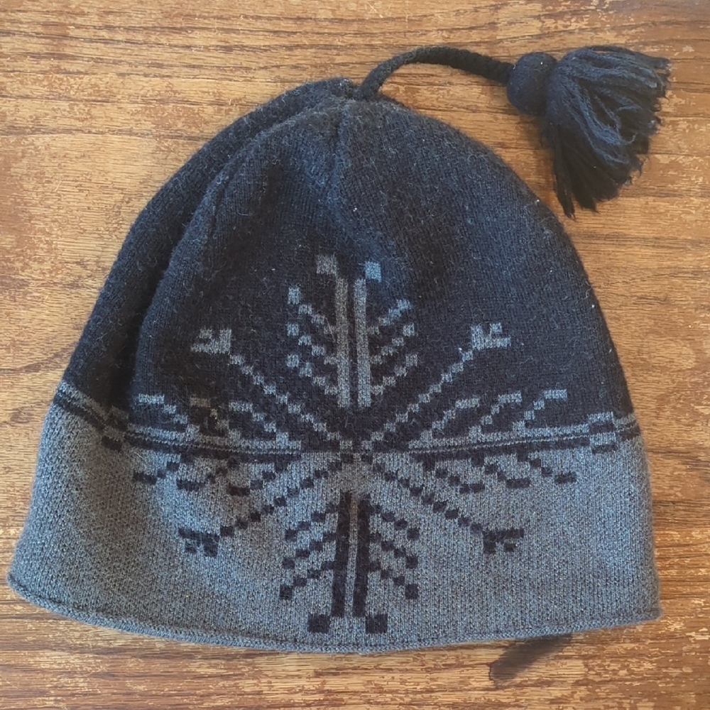 Vintage Patagonia Snowflake Beanie Gray Black Knit With Tassle Large